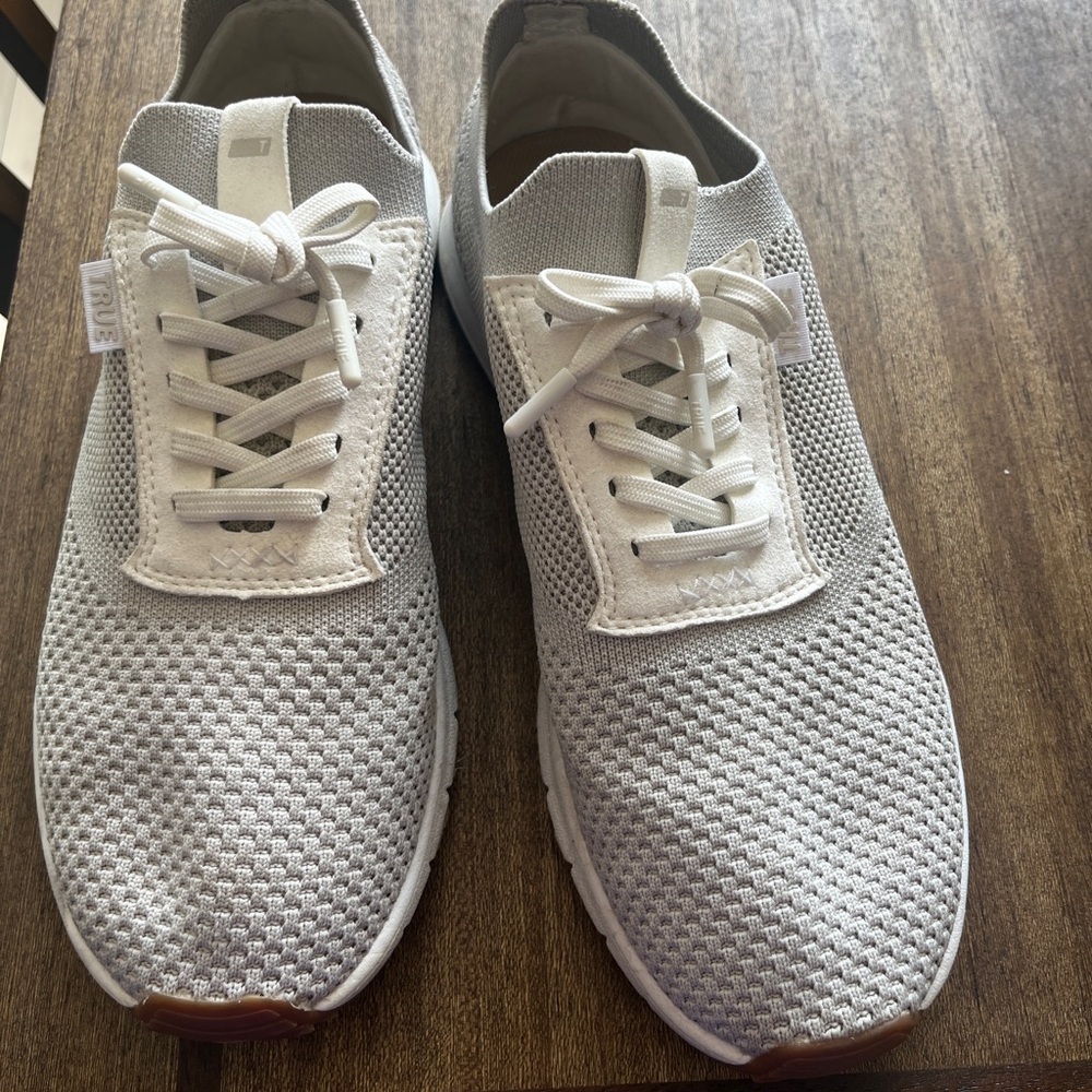 True Women’s Golf Shoes